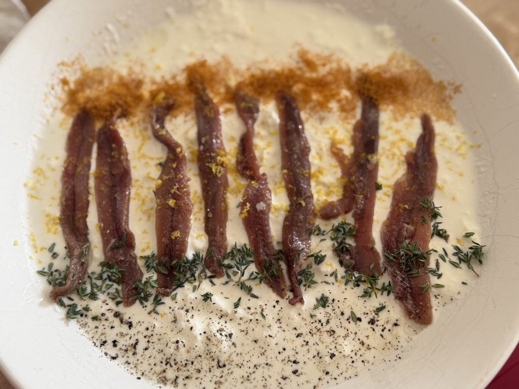 Burrata - Anchois · Poutargue · Citron d’Amalfi · Thym frais
